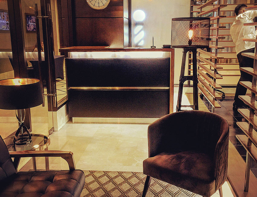 John Barbers Counter / Waiting Area