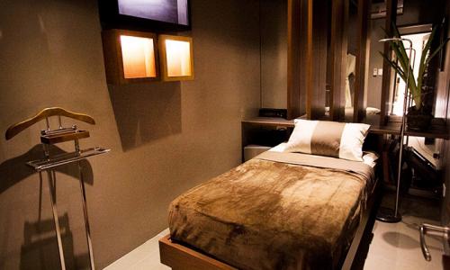 John Barbers Nap Room